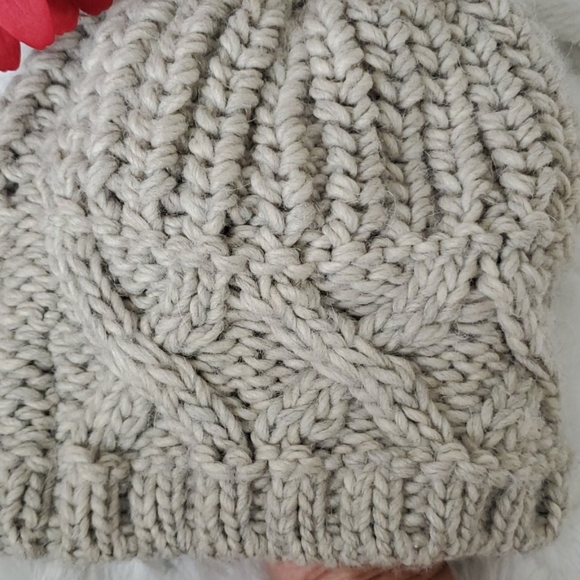 COPY - Cintelli E Galluzzo Wool Beanie - Picture 5 of 6